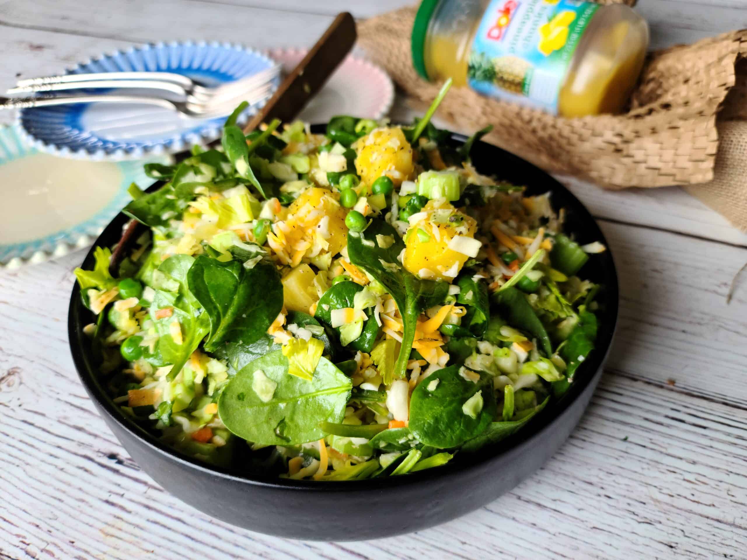 Cold and Quick Lunches: Sustainable Salads with Low-Cost Ingredients